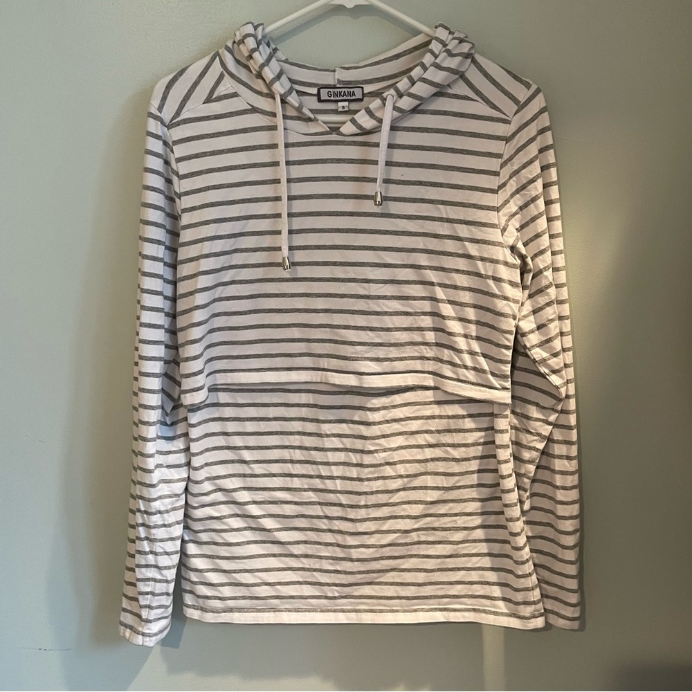 Nursing sweatshirt - Amazon brand